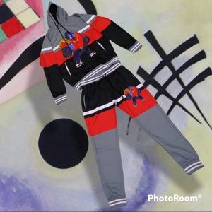 Boy boy brand the clothing of the new era get it while while it's hot